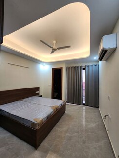 3 BHK Builder Floor For Rent in Medi City