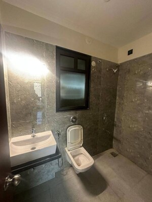 Bathroom in  Apartment at VTP Aethereus, Mahalunge – for Rent
