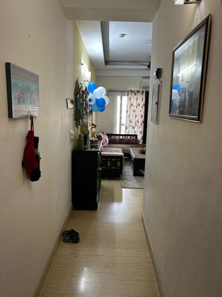 Living Room, supertech-the-romano 2 Bedroom 1080 Sq.Ft. Apartment In Sector 118 Noida 10446321