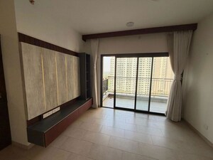 Room in 3 BHK Apartment at Conscient Heritage Max II, Sector 102 – for Rent
