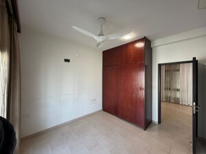 Room in 3 BHK Apartment at Conscient Heritage Max II, Sector 102 – for Rent