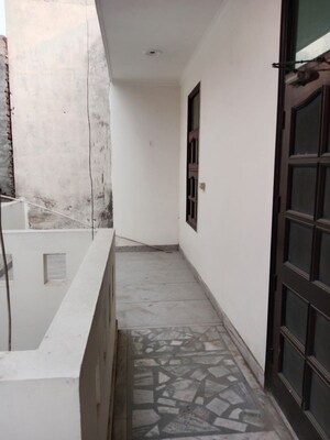 Staircase in 2 BHK Builder Floor at Sector 25 Phase 2 – for Rent