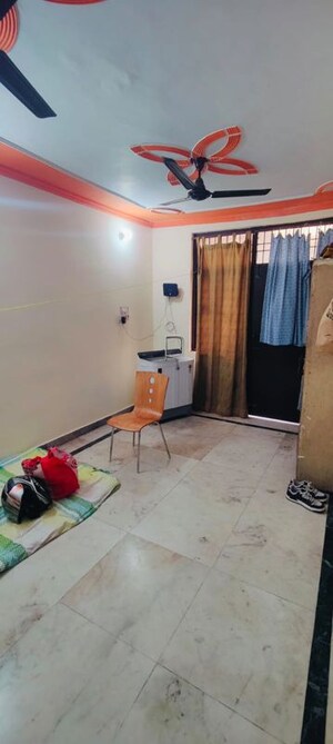 Living Room in 3 BHK Builder Floor at RWA Apartments Sector 53, Sector 53 – for Rent