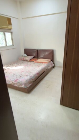 Bedroom in 3 BHK Apartment at Amrapali CHS Andheri, Andheri East – for Rent