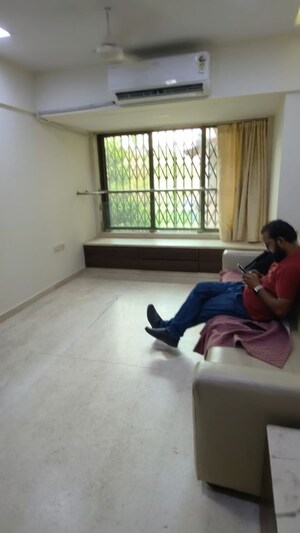 Living Room in 3 BHK Apartment at Amrapali CHS Andheri, Andheri East – for Rent