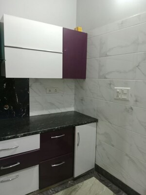 Kitchen in 2.5 BHK Builder Floor at Sector 18 – for Rent
