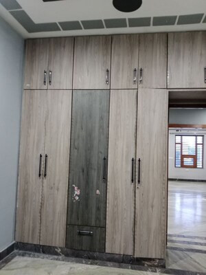 Building Lobby in 2.5 BHK Builder Floor at Sector 18 – for Rent
