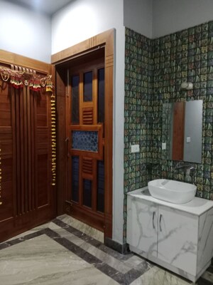 2.5 BHK Builder Floor For Rent in Sector 18
