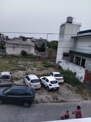 2.5 BHK Builder Floor – Exterior View View at Sector 18 - for Rent