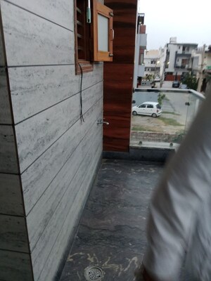 Balcony in 2.5 BHK Builder Floor at Sector 18 – for Rent