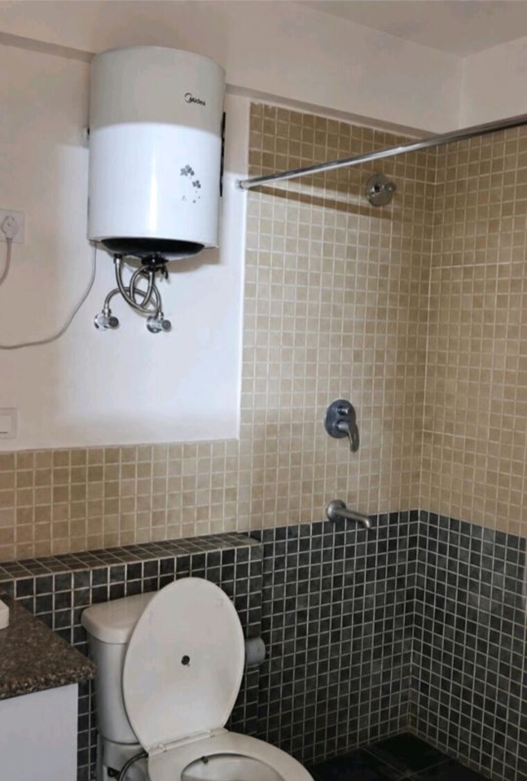 Bathroom, ats-dolce-phase-2 3 Bedroom 1800 Sq.Ft. Apartment In Zeta I Greater Noida Greater Noida 10446377
