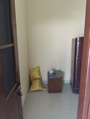 Furnished Amenities in 1 RK Builder Floor at Bhago Majra Road – for Rent