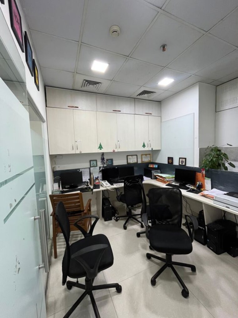 Team Area, greenscape-cyber-one Commercial Office Space 1250 Sq.Ft. In Vashi Sector 30a Navi Mumbai 10446411
