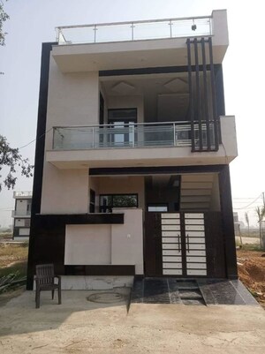 Plot – Exterior View View at Thapar Nagar - for Sale