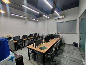 Office Space For Rent in Sector 63