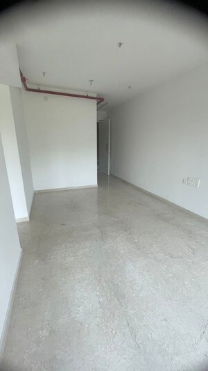 Room in 2 BHK Apartment at Kanakia Silicon Valley, Powai – for Rent