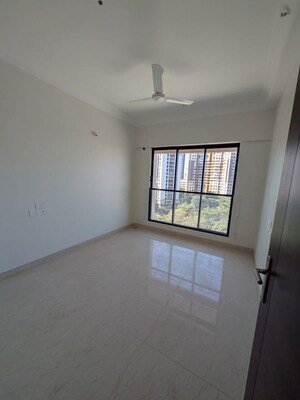 Room in 2 BHK Apartment at Omkar Ananta, Goregaon East – for Rent