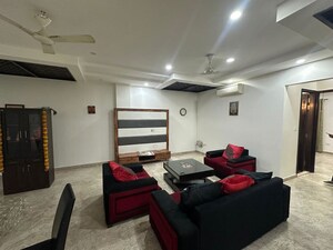 Living Room in 3 BHK Builder Floor at Gomti Nagar – for Rent