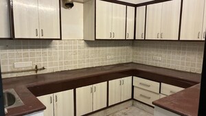 Kitchen in 6+ BHK Independent House at Sector 40 – for Sale