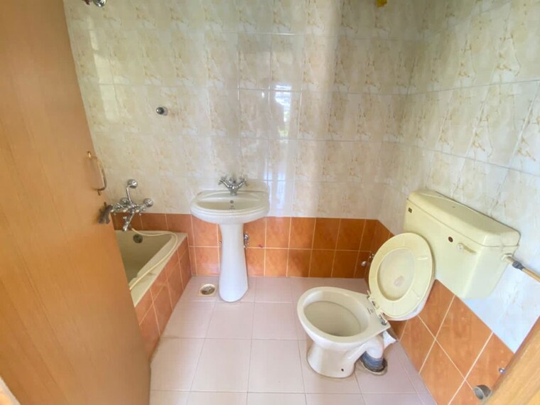 Bathroom, chordia-solitaire-one 2 Bedroom 1100 Sq.Ft. Apartment In Aundh Pune 10446492