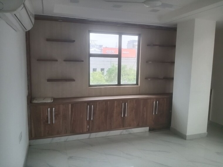 undefined, okhla industrial estate phase 1 Commercial Office Space 1500 Sq.Ft. In Okhla Industrial Estate Phase 1 Delhi 10446503