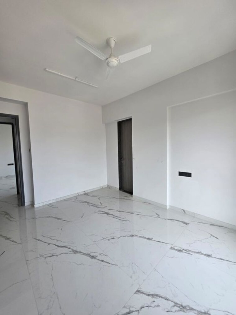 Room, h-rishabraj-serenity-decks 3 Bedroom 950 Sq.Ft. Apartment In Goregaon East Mumbai 10446540