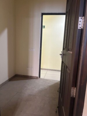 Room in 5 BHK Independent House at Sector 41 – for Sale