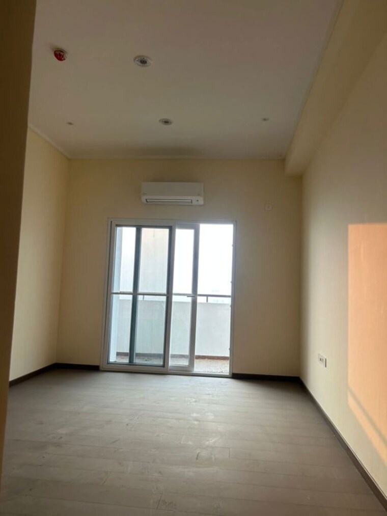 Room, sector 41 5 Bedroom 180 Sq.Mt. Independent House In Sector 41 Noida 10446591