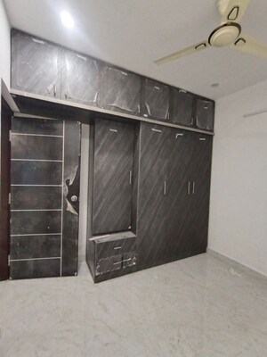 Room in 2 BHK Builder Floor at Harlur – for Rent