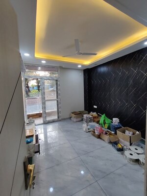 Parking in 4 BHK Independent House at Laxman Chowk – for Sale
