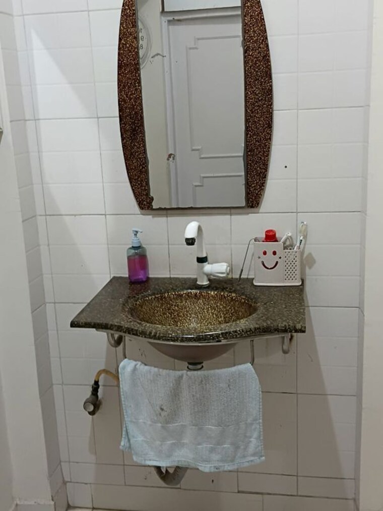 Bathroom, crystal-palace-chs 2 Bedroom 650 Sq.Ft. Apartment In Malad West Mumbai 10446609