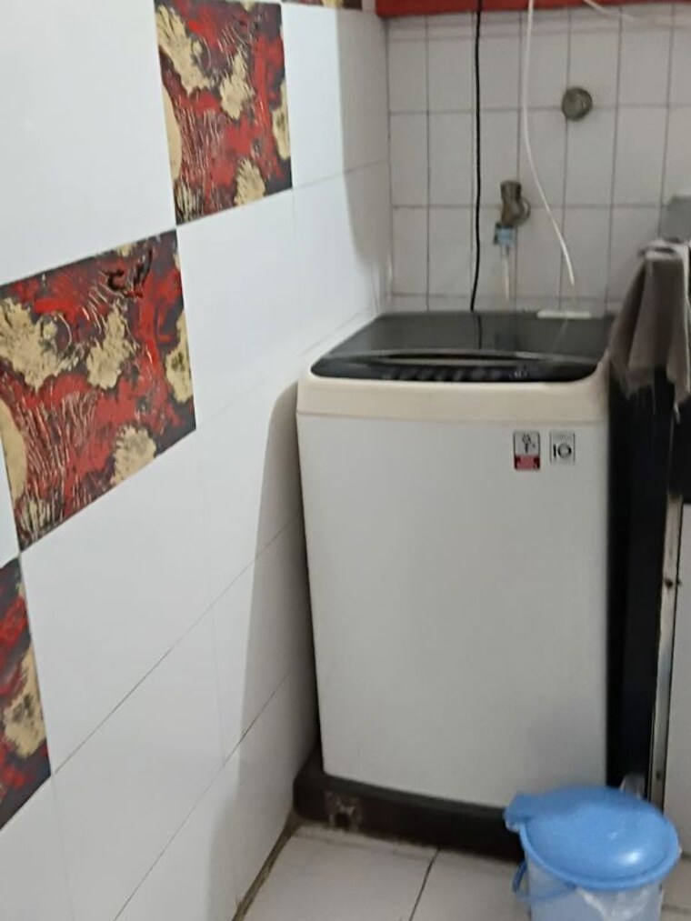 Bathroom, crystal-palace-chs 2 Bedroom 650 Sq.Ft. Apartment In Malad West Mumbai 10446609