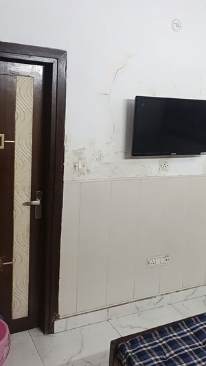 Furnished Amenities in 2 BHK Builder Floor at Rohini Sector 11 – for Rent