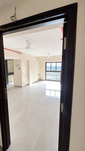 1 BHK Apartment For Rent in Level The Residences, Andheri West