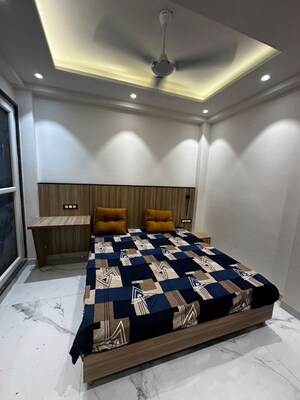 Bedroom in 1 BHK Builder Floor at Sector 52 – for Rent