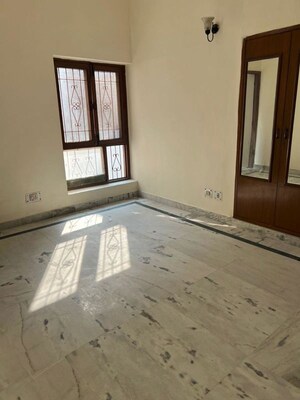 6 BHK Independent House For Sale in Sector 46