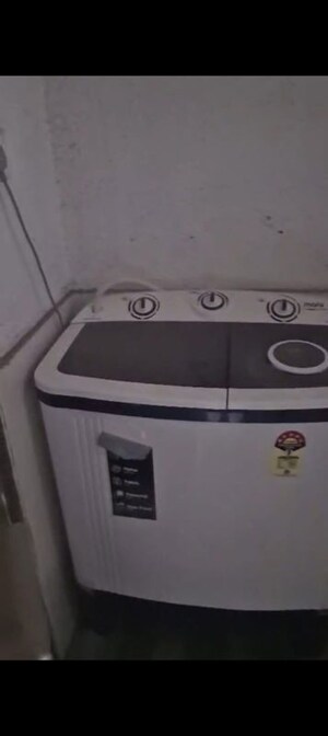 Furnished Amenities in 2 BHK Apartment at Neev Itrend Life 2, Wakad – for Rent