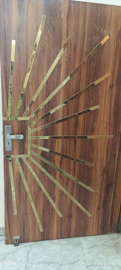 4 BHK + Pooja Room,Servant Room,Study Room Builder Floor For Sale in Shalimar Garden