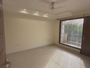 Room in 3 BHK Apartment at Bestech Park View Spa Next, Sector 67 – for Sale