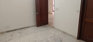 Room in 5 BHK Independent House at Sector 46 – for Sale