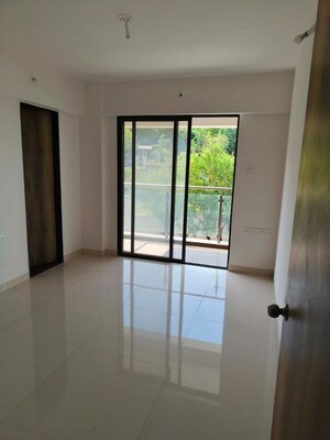 Room in 3 BHK Apartment at ARV Regalia, Nibm Annexe – for Rent