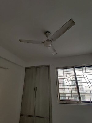 Room in 2 BHK Apartment at Bestech Park View Ananda, Sector 81 – for Sale