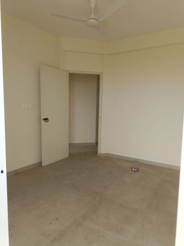 Room, pyramid-altia 3 Bedroom 800 Sq.Ft. Apartment In Sector 70 Gurgaon 10446704
