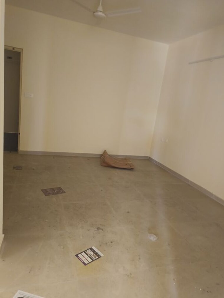 Room, pyramid-altia 3 Bedroom 800 Sq.Ft. Apartment In Sector 70 Gurgaon 10446704