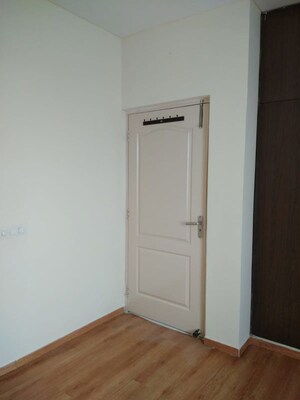 Room in 2 BHK Apartment at Bestech Park View Residency, Sector 3 – for Rent