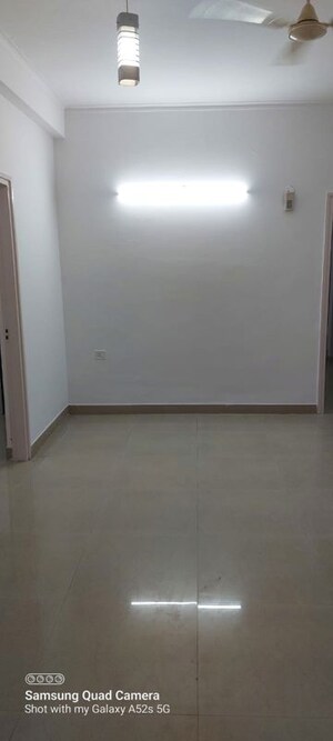 Room in 3 BHK Apartment at Ardee City Palm Grove Heights, Sector 52 – for Rent