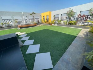 Swimming Pool in 2 BHK Apartment at Avant Heritage, Jogeshwari East – for Rent