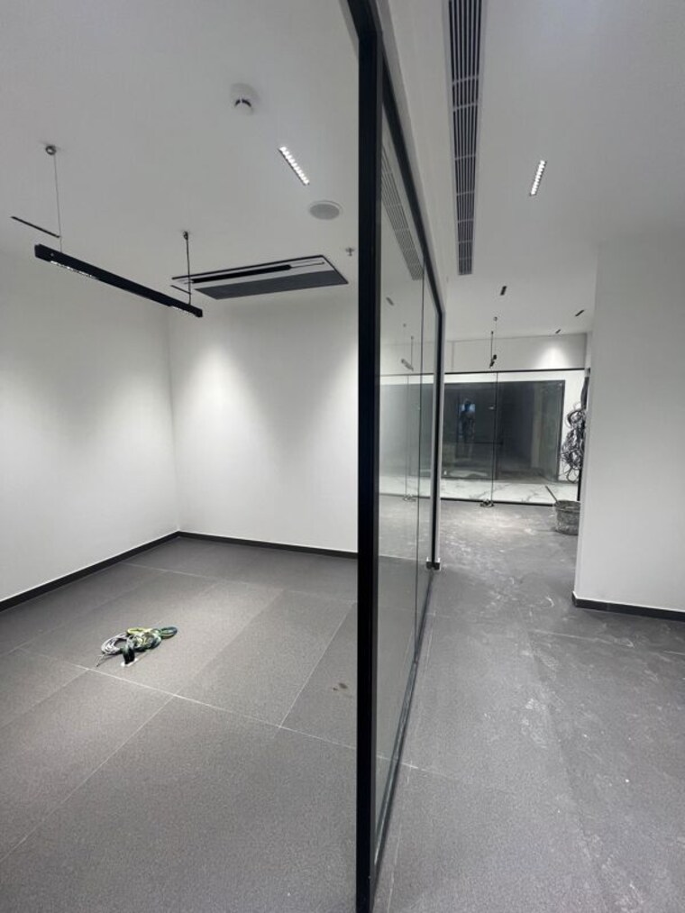 Room, marathon-futurex Commercial Office Space 1230 Sq.Ft. In Lower Parel Mumbai 10446768