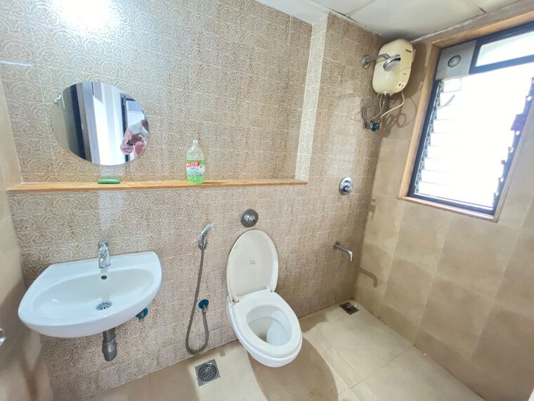 Bathroom, lodha-lakeshore-greens 1.5 Bedroom 868 Sq.Ft. Apartment In Dombivli East Thane 10446774