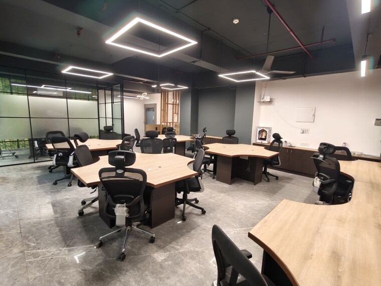 Team Area, netaji subhash place Commercial Office Space 1587 Sq.Ft. In Netaji Subhash Place Delhi 10446801